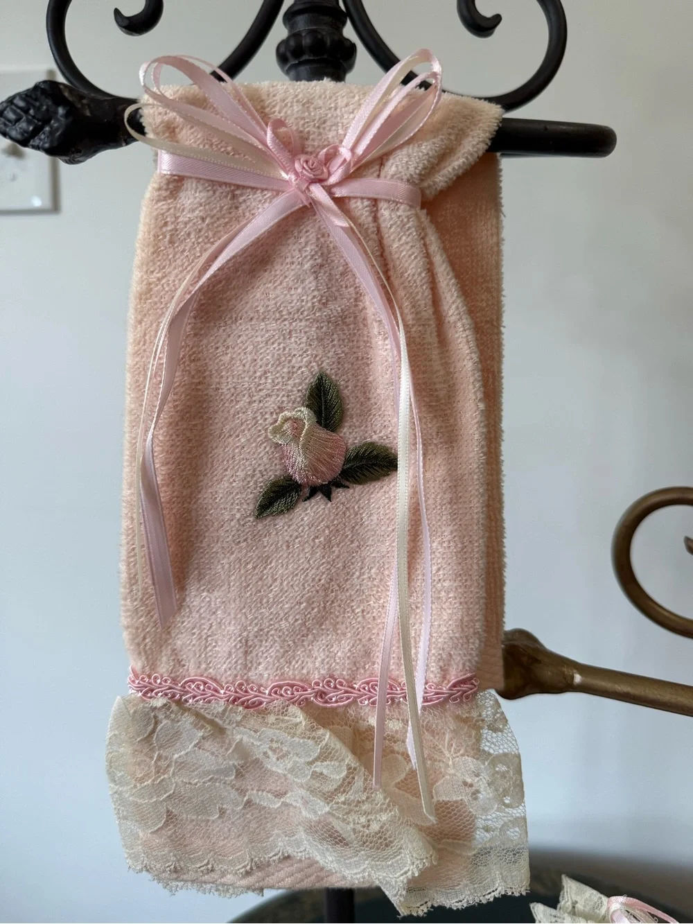 🩷 Hand Crafted Pink and Cream Floral Lace Hand Towel and Sachet Set 🩷